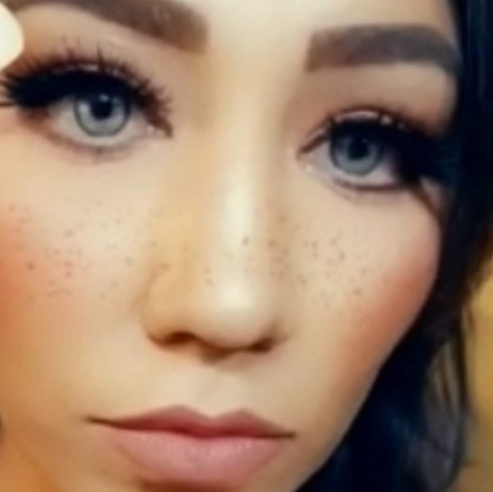 Meet your Posher, Candace